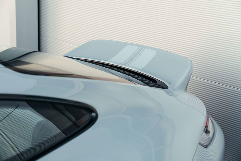 Porsche 992 Sport Classic