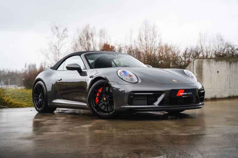 Porsche 992 Carrera 4 GTS