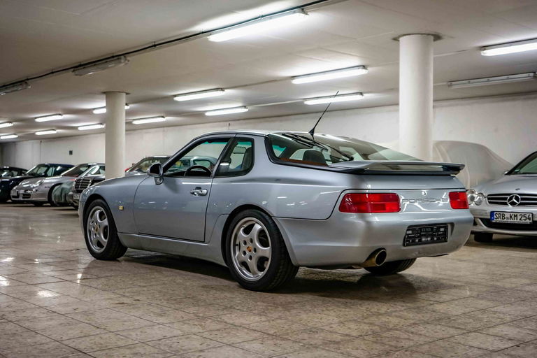 Porsche 968