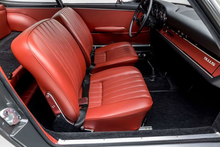 Porsche 911 S (F-Modell)