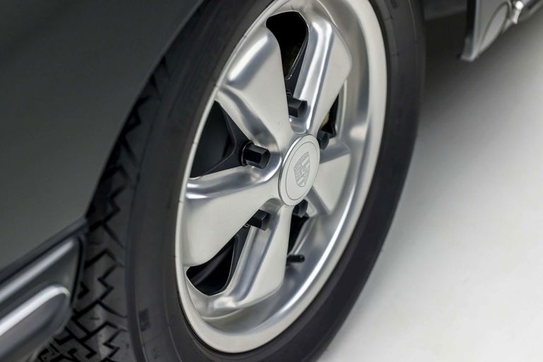 Porsche 911 S (F-Modell)