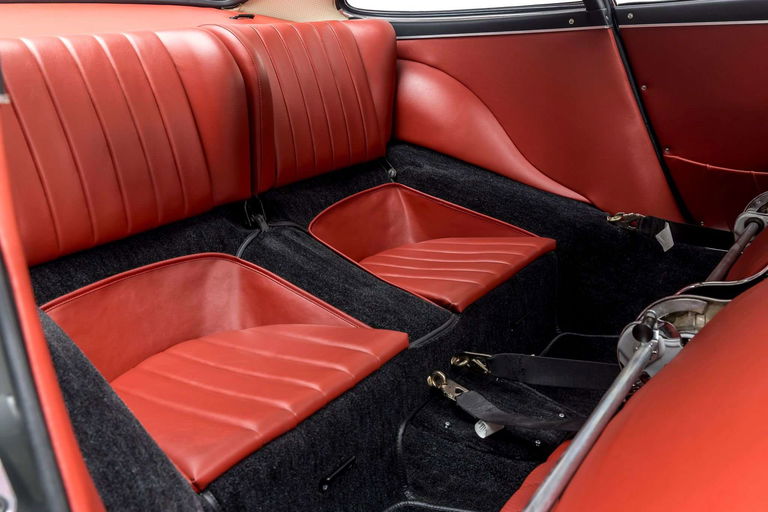 Porsche 911 S (F-Modell)