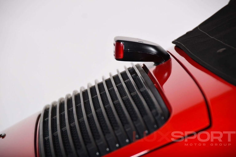 Porsche 911 Carrera 3.2 (US)