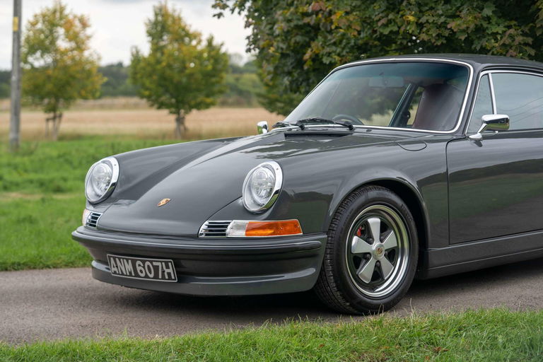 Porsche 911 Backdate