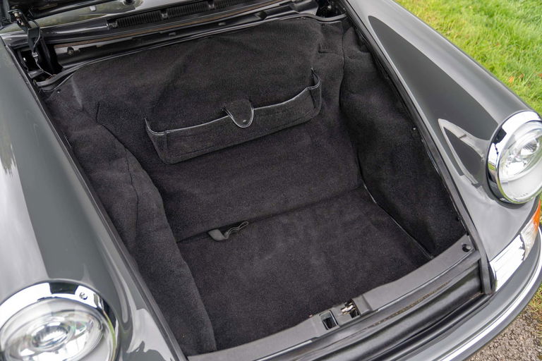 Porsche 911 Backdate