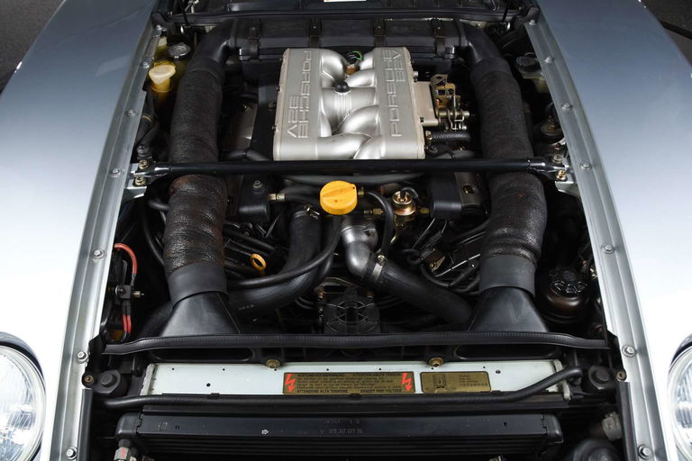 Porsche 928 GTS