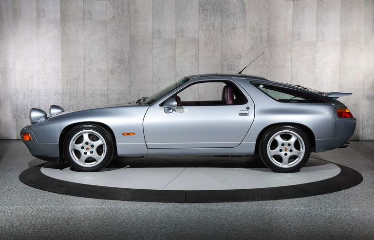 Porsche 928 GTS