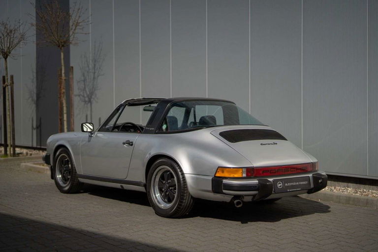 Porsche 911 Carrera 3,0