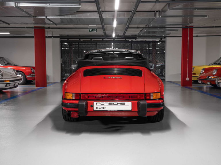 Porsche 911 Carrera 3.2