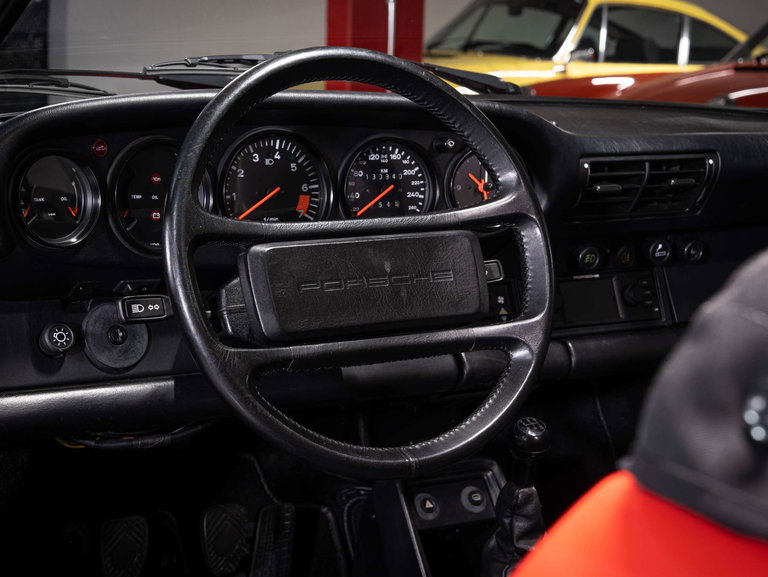 Porsche 911 Carrera 3.2