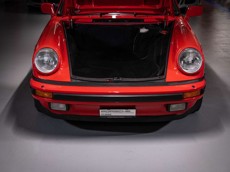 Porsche 911 Carrera 3.2