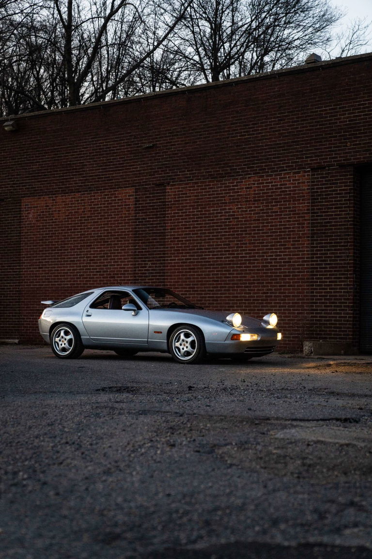Porsche 928 GTS