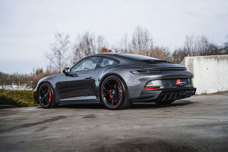 Porsche 992 GT3 Touring