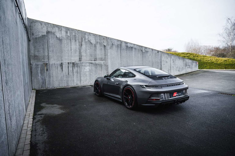 Porsche 992 GT3 Touring