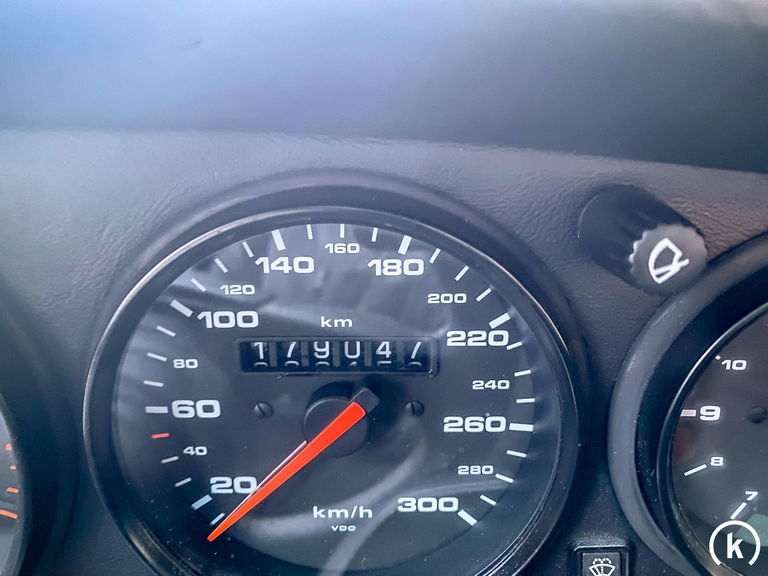 Porsche 964 Carrera 4