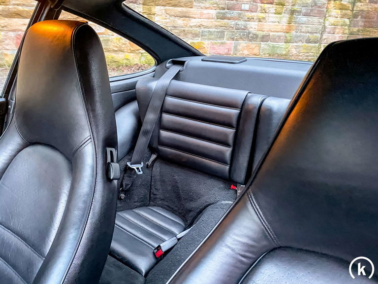 Porsche 964 Carrera 4