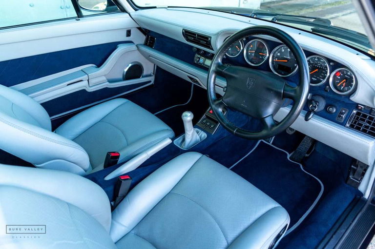 Porsche 993 Carrera 4