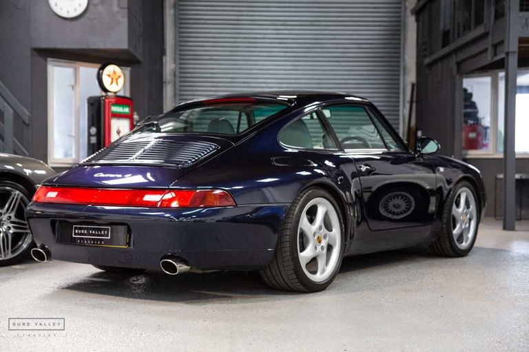 Porsche 993 Carrera 4