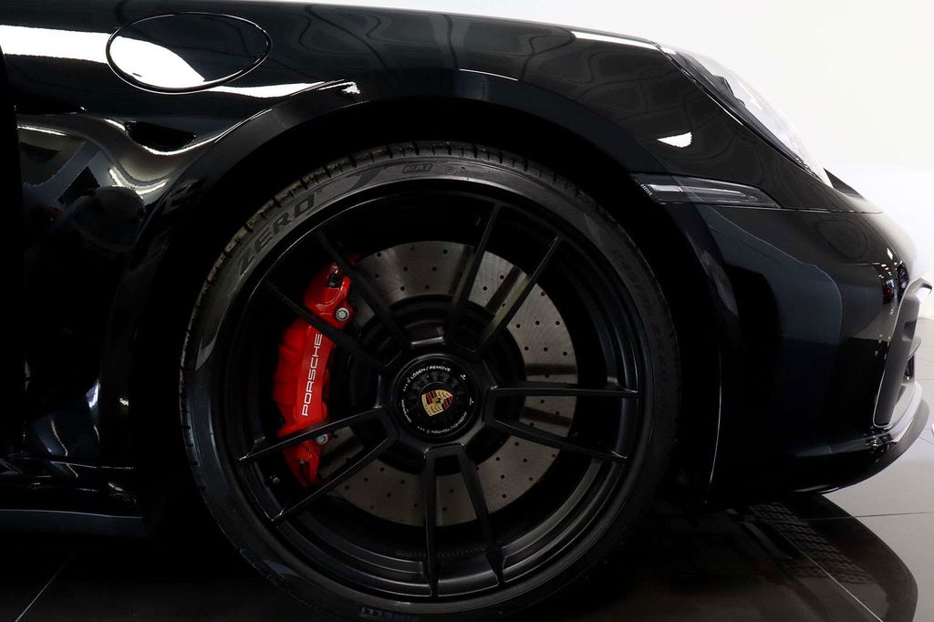 Porsche 992 Targa 4 GTS