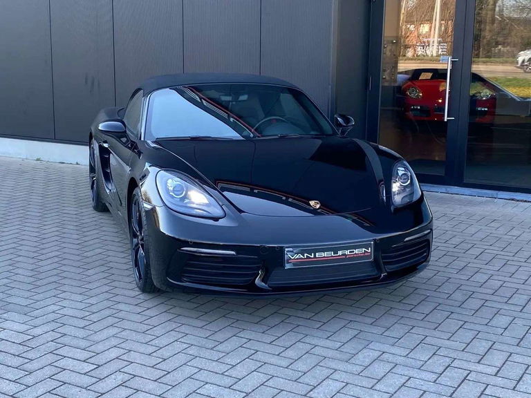 Porsche 718 Boxster