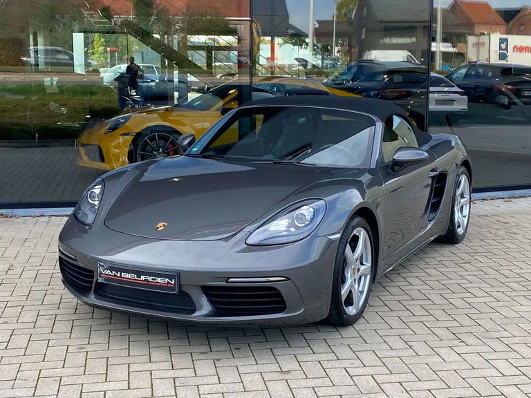 Porsche 718 Boxster