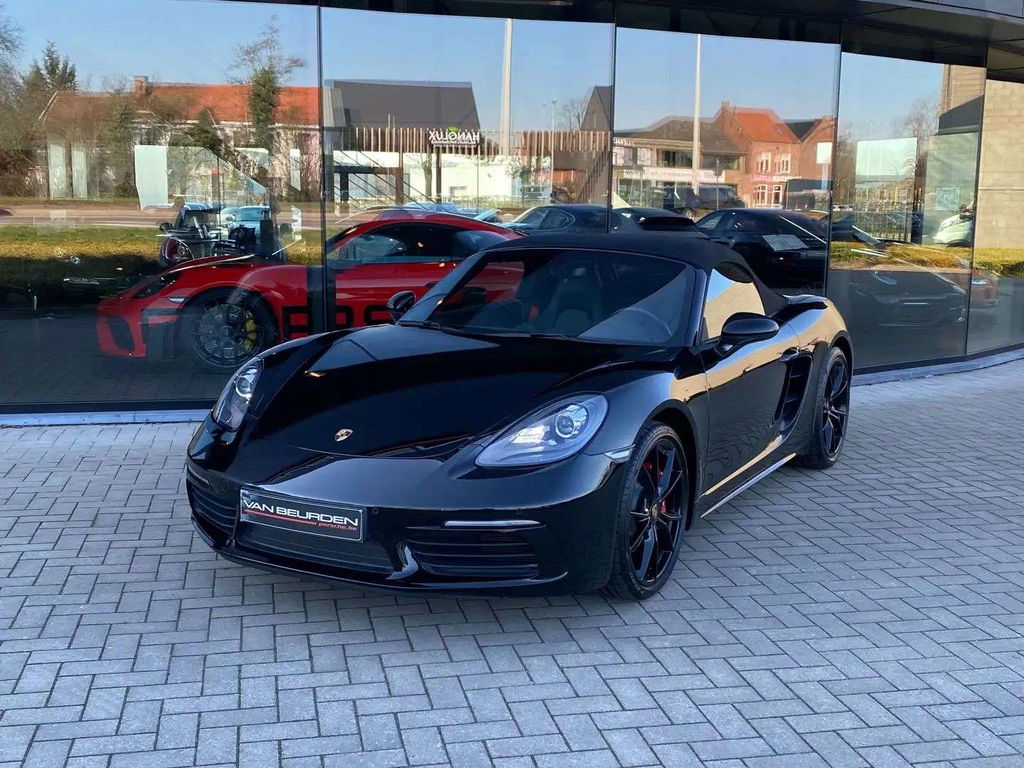 Porsche 718 Boxster