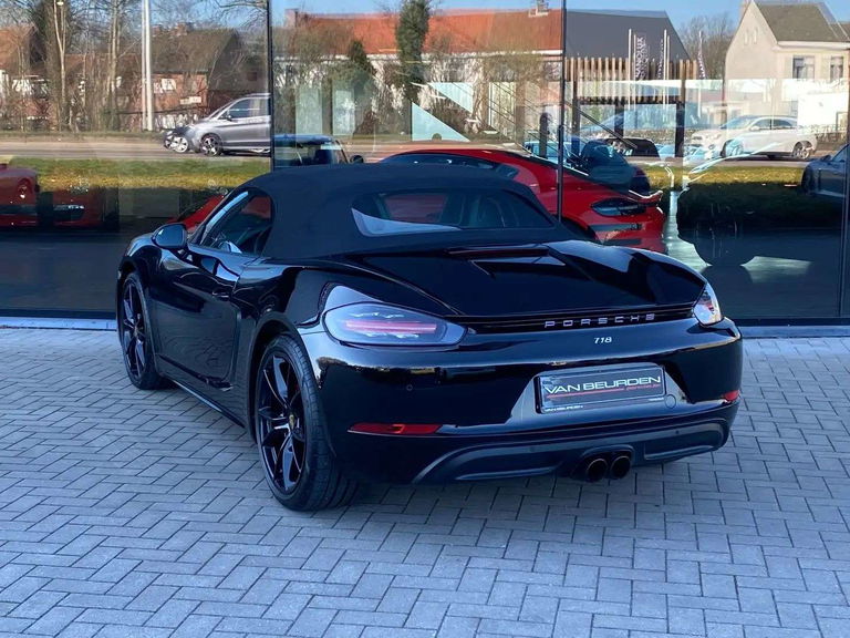 Porsche 718 Boxster