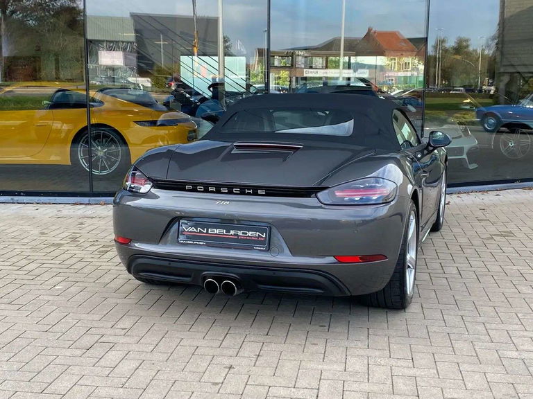 Porsche 718 Boxster