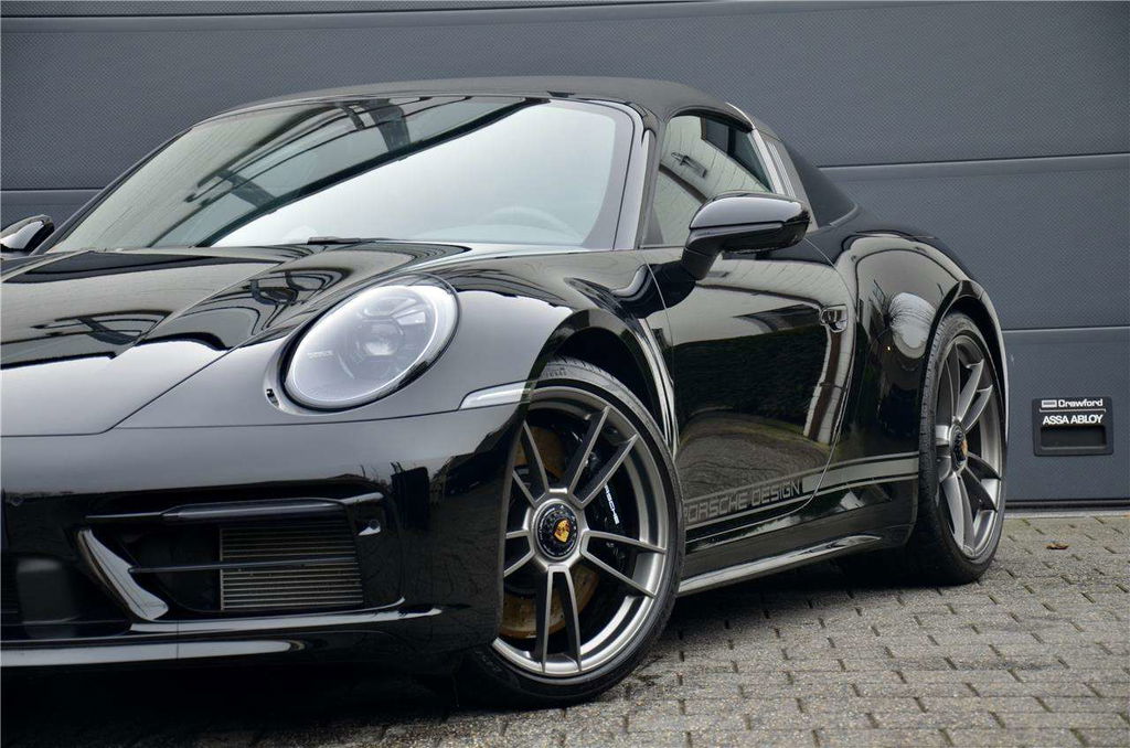 Porsche 992 Edition 50 Jahre Porsche Design