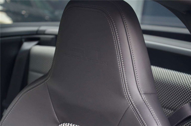 Porsche 992 Edition 50 Jahre Porsche Design