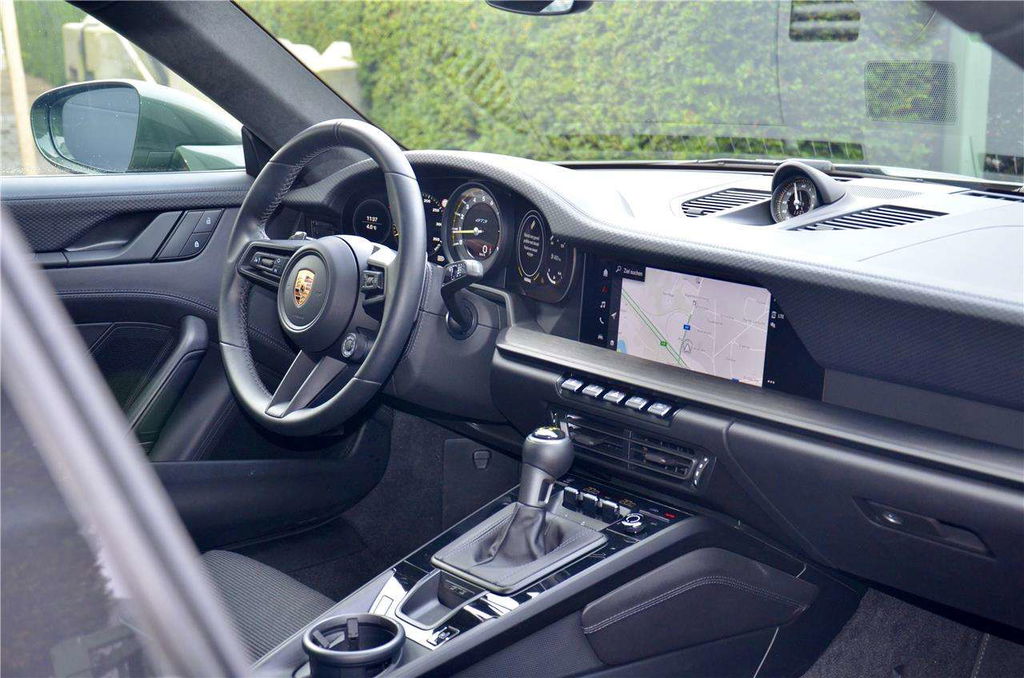 Porsche 992 GT3 Touring