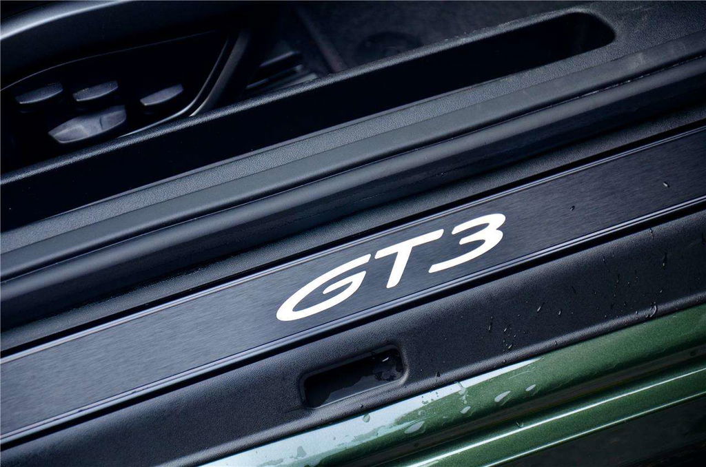 Porsche 992 GT3 Touring