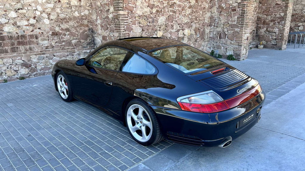 Porsche 996 Carrera 4S