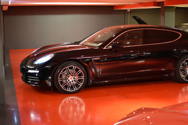 Porsche Panamera 4S