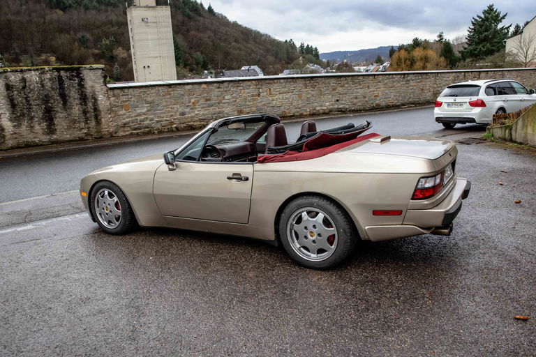 Porsche 944 S2 Cabriolet