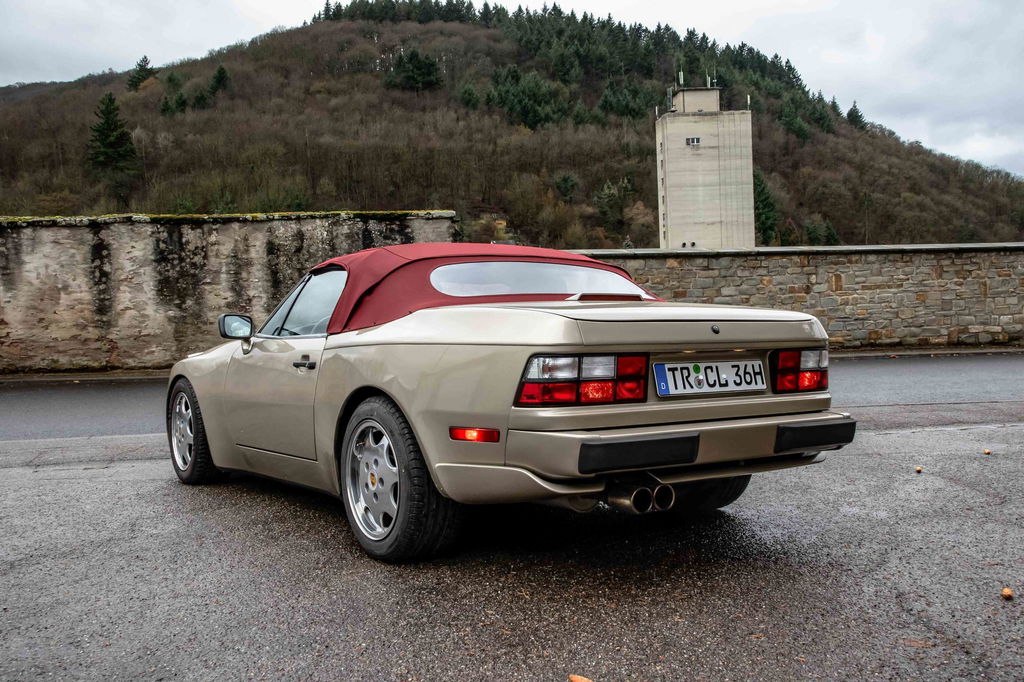 Porsche 944 S2 Cabriolet