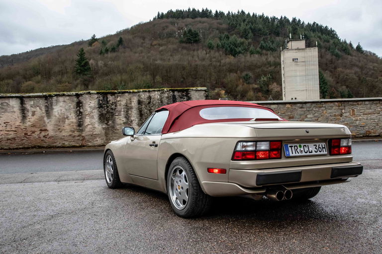 Porsche 944 S2 Cabriolet