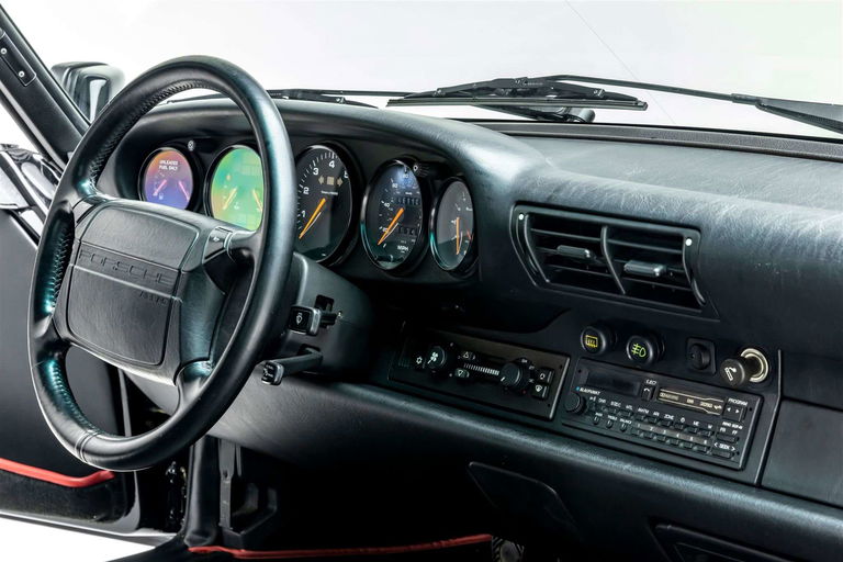 Porsche 964 Carrera 4