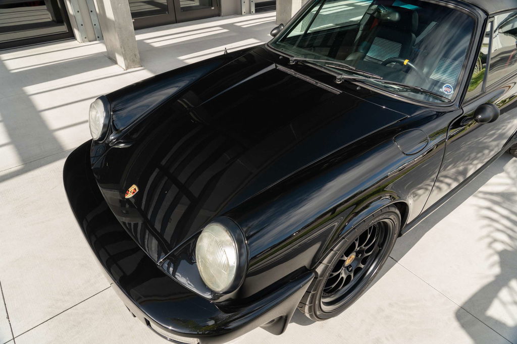 Porsche 911 Modified