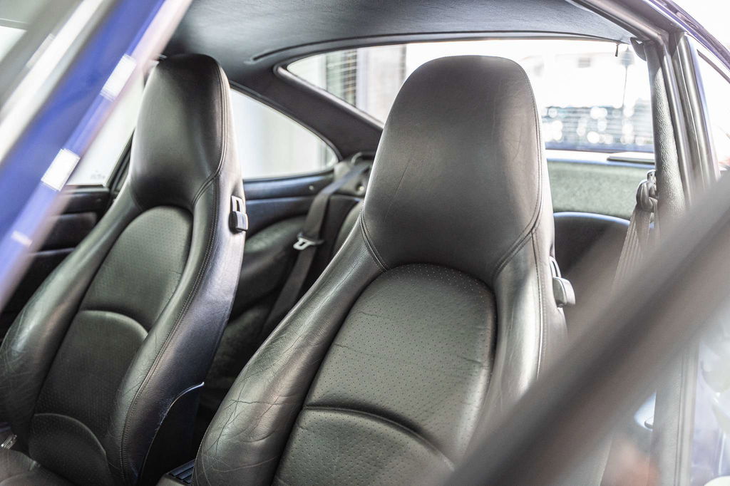 Porsche 993 Carrera 4