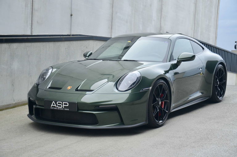 Porsche 992 GT3 Touring