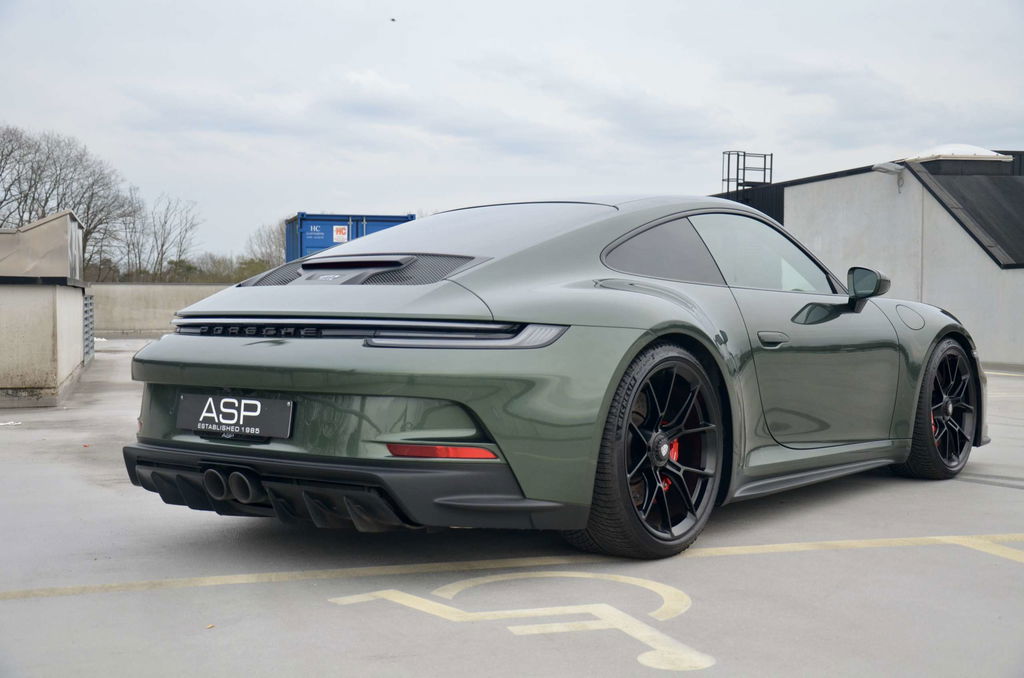 Porsche 992 GT3 Touring