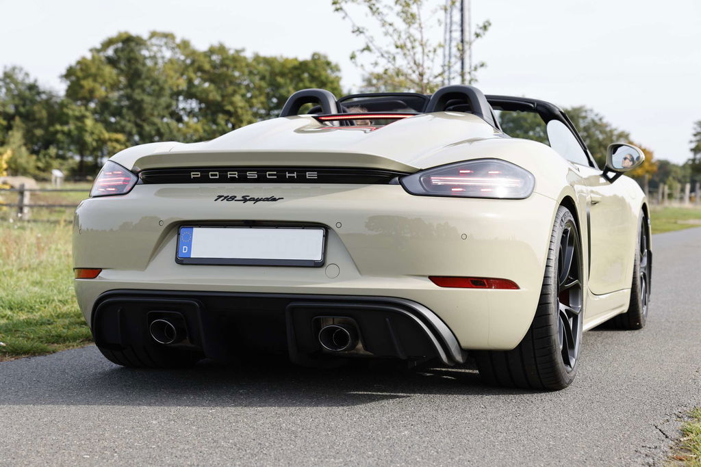 Porsche 718 Spyder
