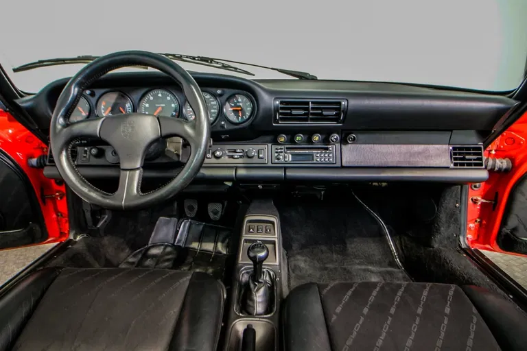 Porsche 964 Carrera 2