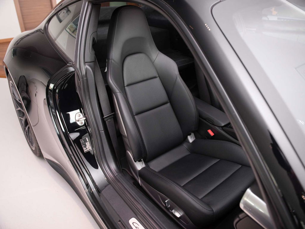 Porsche 991 Carrera GTS