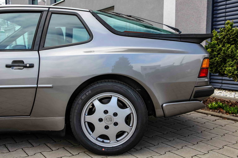 Porsche 944 S2 Coupé