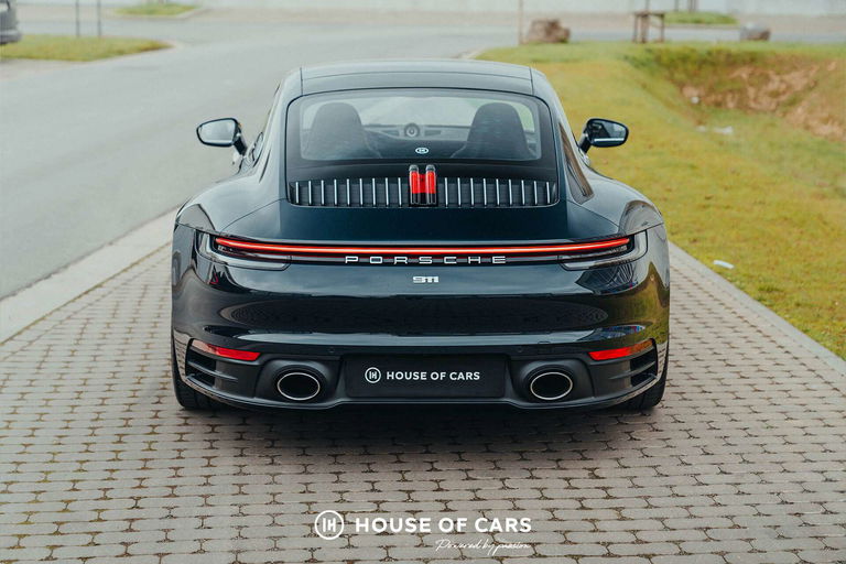 Porsche 992 Belgian Legend Edition