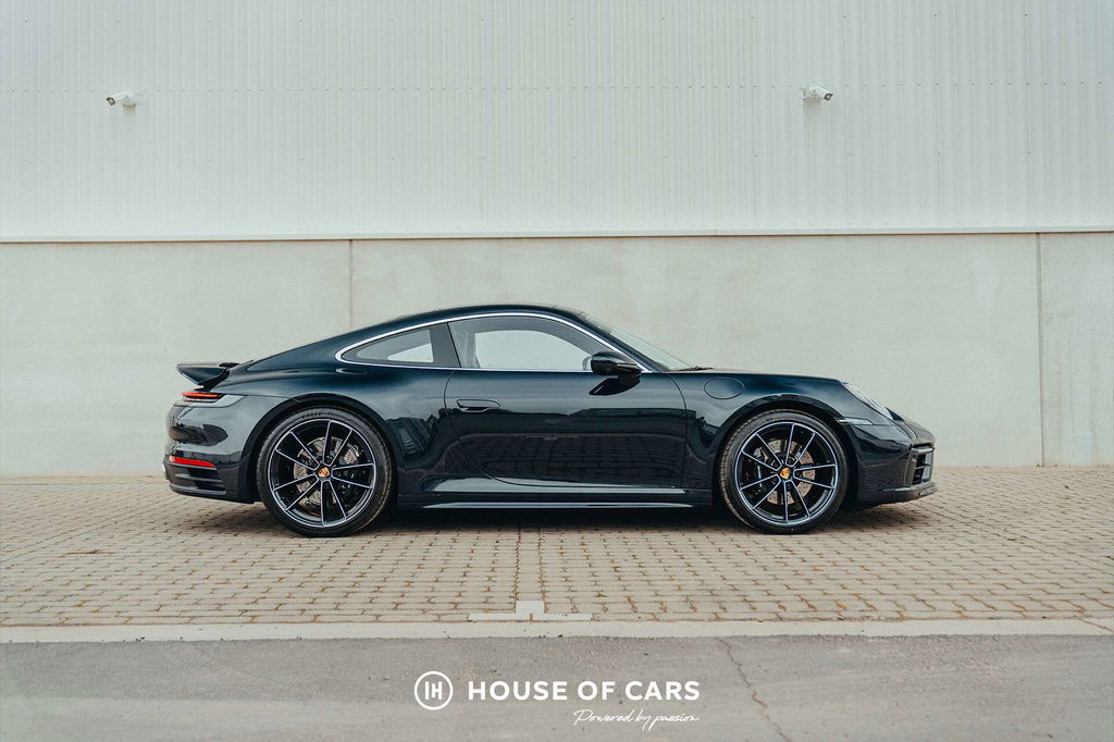 Porsche 992 Belgian Legend Edition