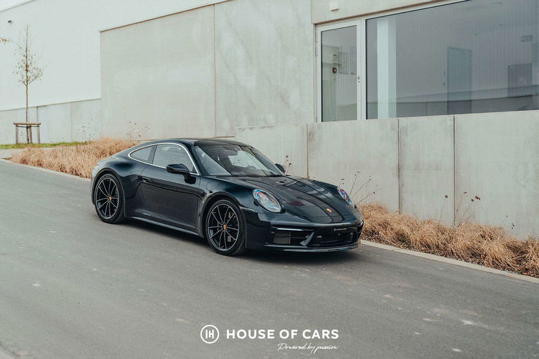 Porsche 992 Belgian Legend Edition