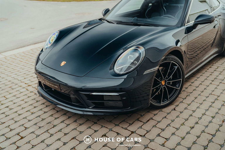 Porsche 992 Belgian Legend Edition